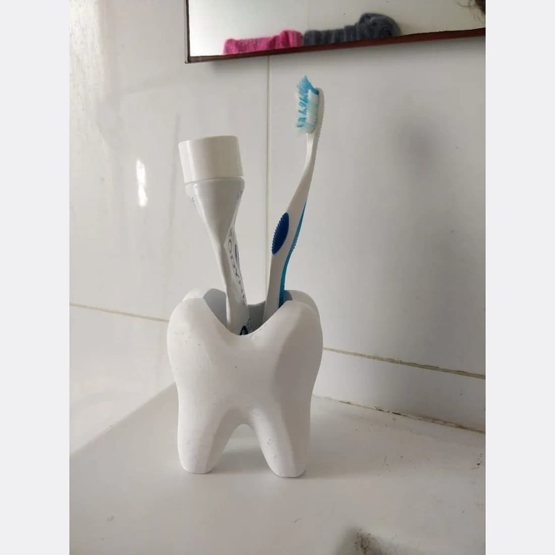 Portacepillos y Portapasta con forma de Muela - Impresion 3D