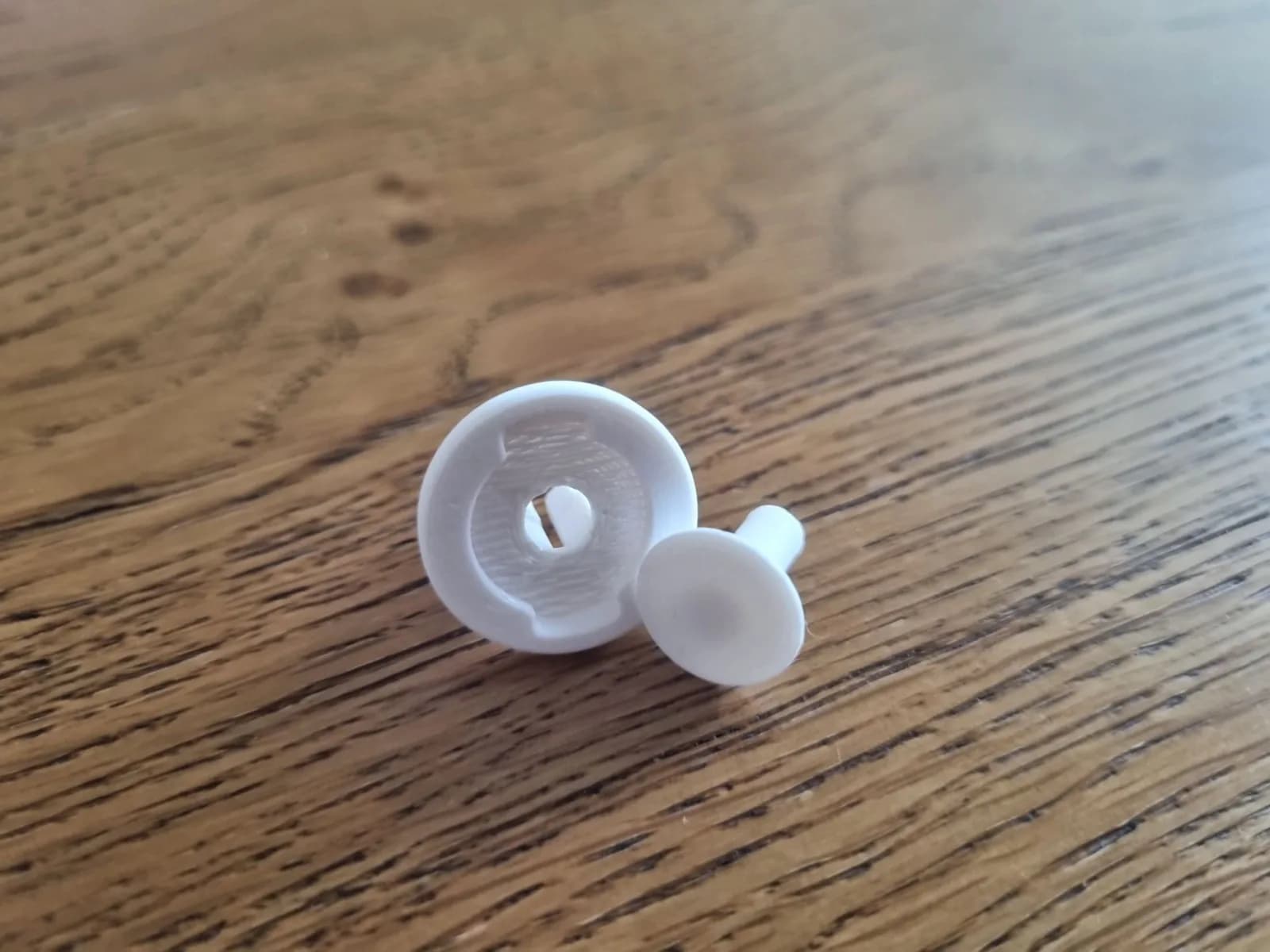 Clip automotor de moldura 8 mm V2 - PETG impreso en 3D - Por unidad